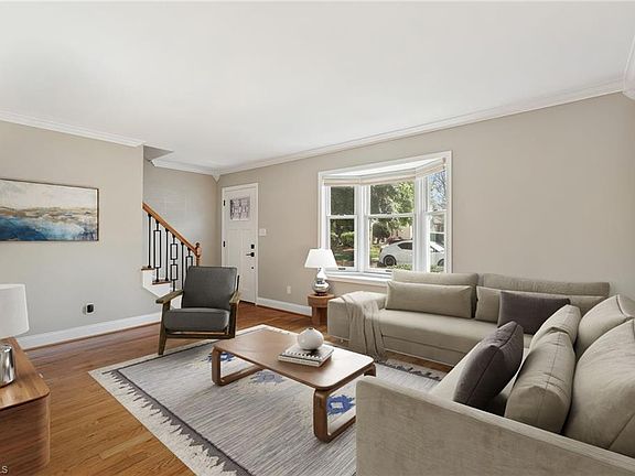3rd image of 429 Herndon Dr