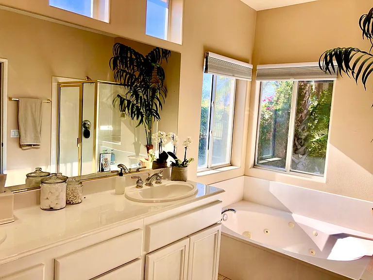 45235 Crystal Springs Dr — Photo 28