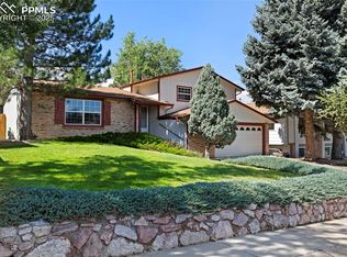 2113 Roundtop Ct, Colorado Springs, CO 80918