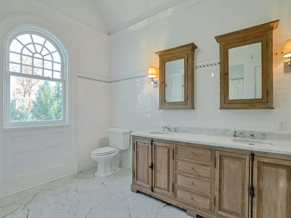 5000 Grosvenor Avenue image 34 of 42