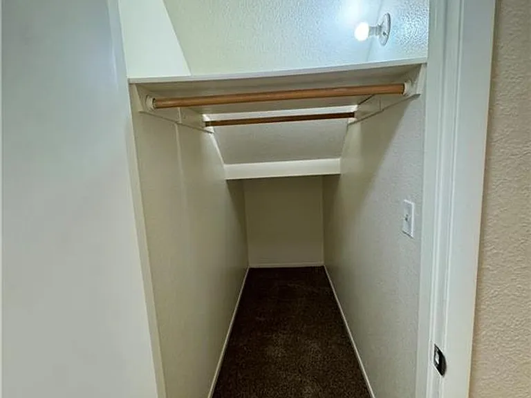 8621 Lyla Rae Cir — Photo 41