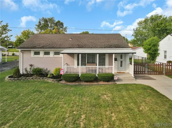 52 Krehmore Pl, Buffalo, NY 14223