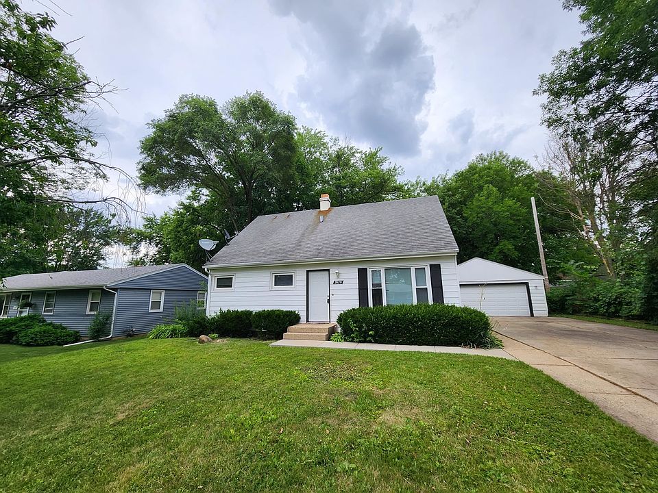 2620 Bucknell Dr, Rockford, IL 61109 Zillow