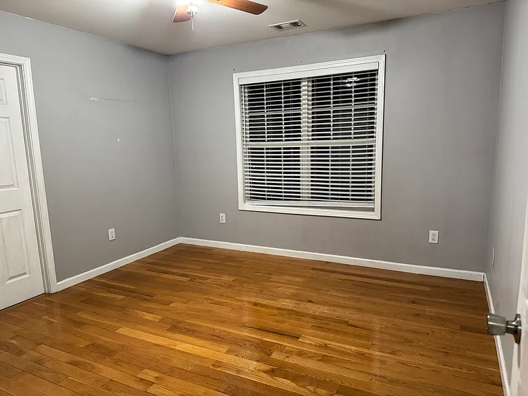 106 Lexington Parke Dr — Photo 9