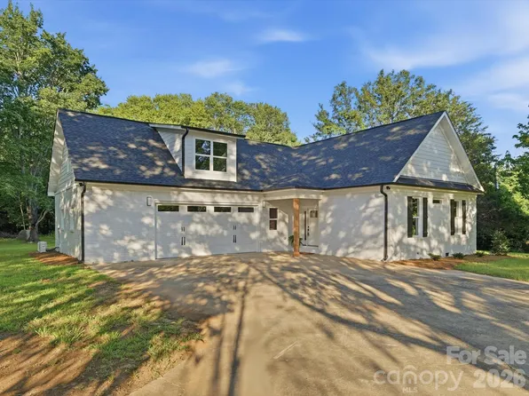 1491 Cedar Grove Rd, Clover, SC 29710