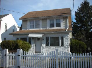 14243 249th St, Rosedale, NY 11422