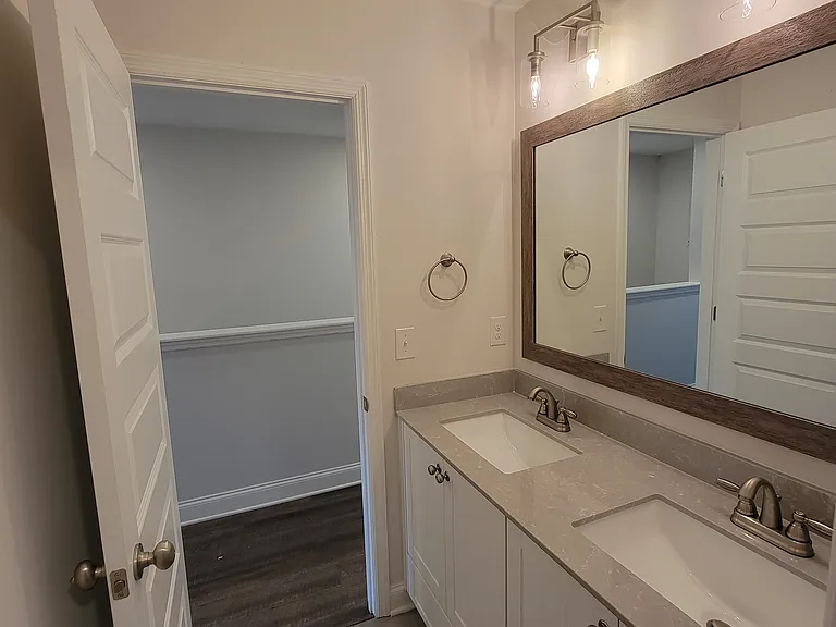Upstairs bathroom