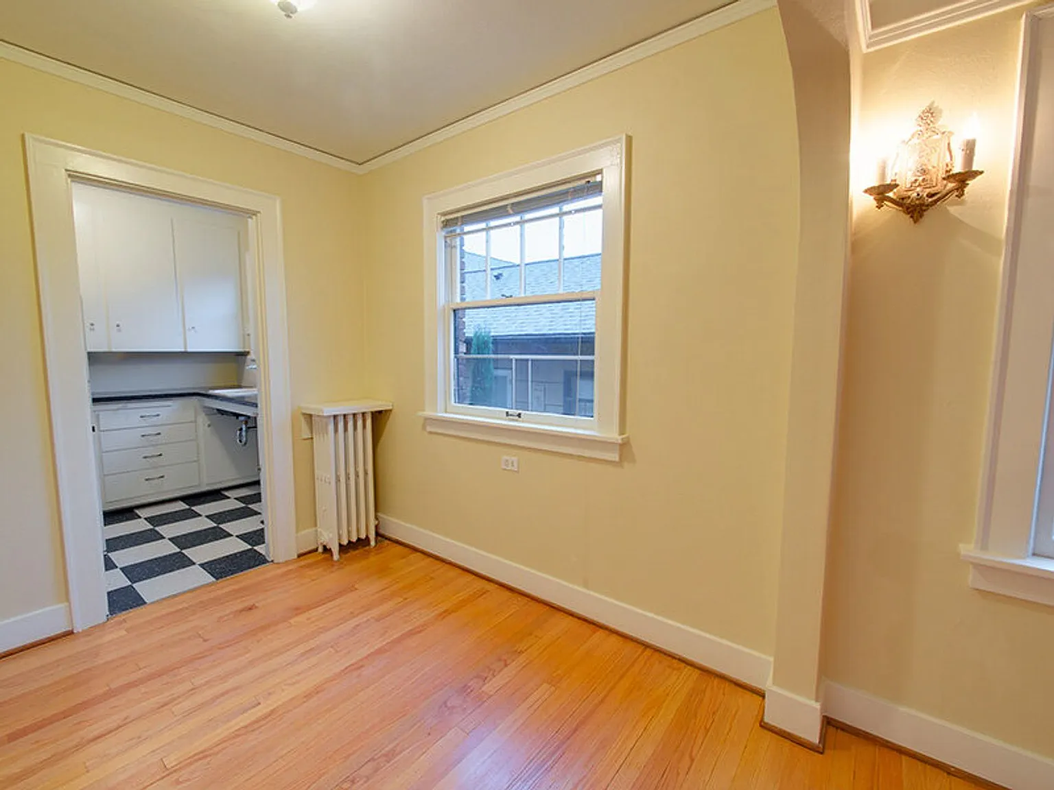 Oriana Apartments — Photo 4