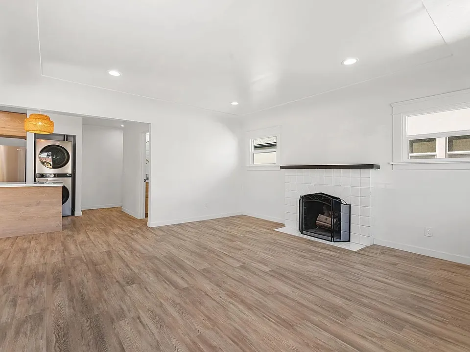 3814 Villa Ter