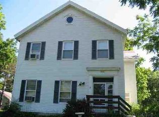 30 Maple Rd, Voorheesville, NY 12186