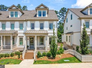 328 Dawson Dr, Woodstock, GA