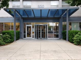 North Eastwood Shores, Chicago, IL 60640