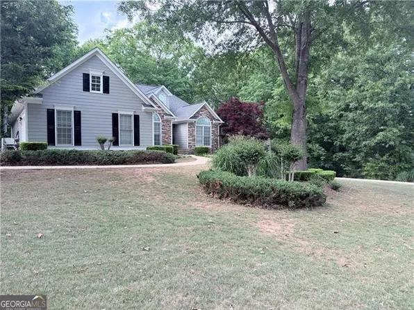 299 Heights Ln, Acworth, GA 30101