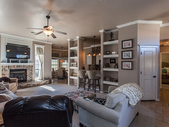 4th image of 1800 NW 163rd Cir