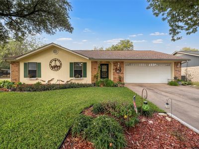 221 Crockett Ln, Hewitt, TX, 76643