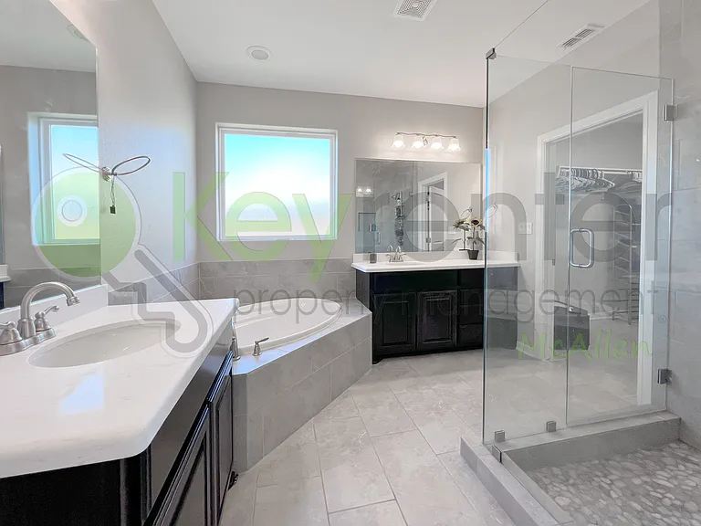 4708 Ensenada Ave — Photo 9
