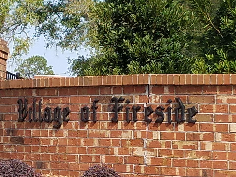 1st image of 3421 Chimney Dr
