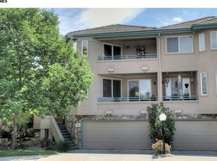 18W081 Jamestown Ln, Villa Park, IL 60181