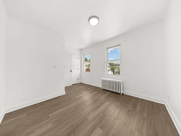 130 Park Ave #2L — Photo 19