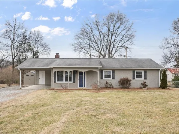 170 Kerner Knolls Dr, Kernersville, NC 27284