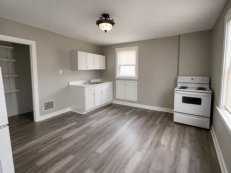 3676 Montana St — Photo 15