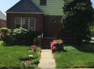 6832 147th St, Flushing, NY 11367