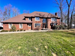5431 Bay Hill Dr, Canfield, OH