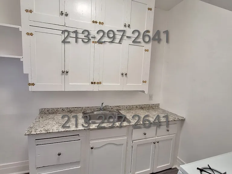 441 S Rampart Blvd #H — Photo 6