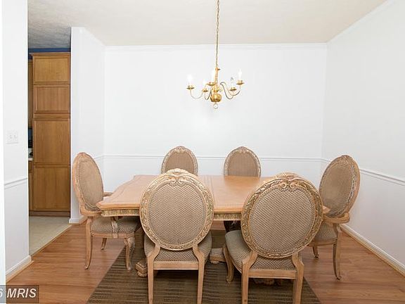 4th image of 17 Saint Peters Ct