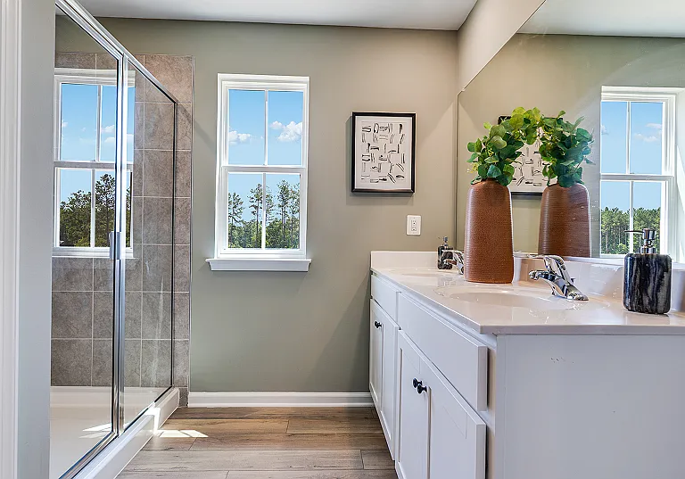 8733 Whitman Dr — Photo 7