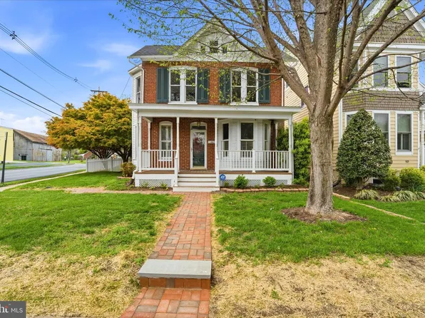 901 N Market St, Frederick, MD 21701