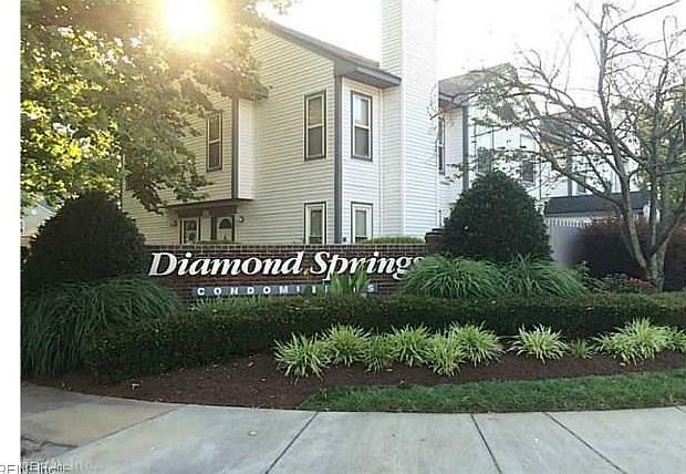 1st image of 814 Zircon Ct