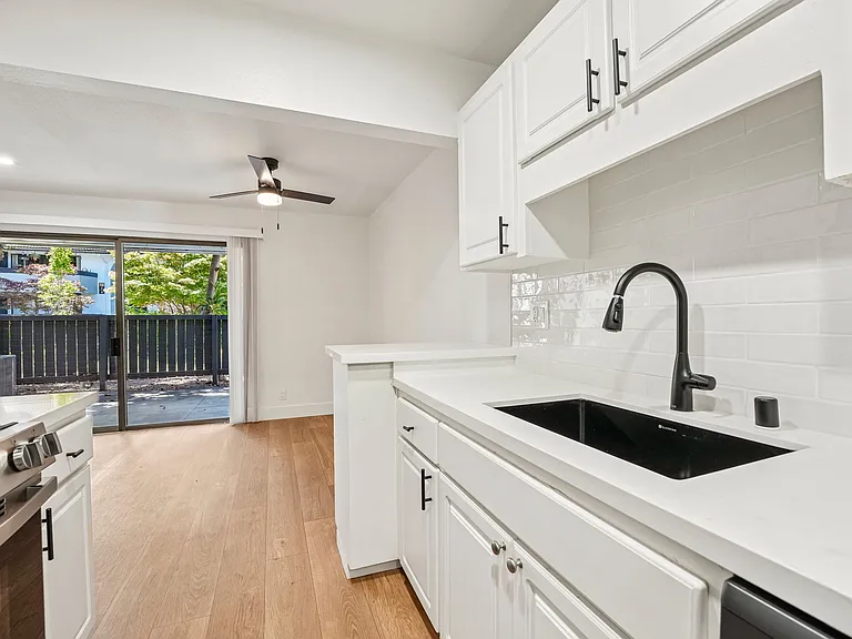 Summerwood Apartments — Photo 87