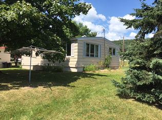 21 Bell Cir, Silver Bay, MN 55614