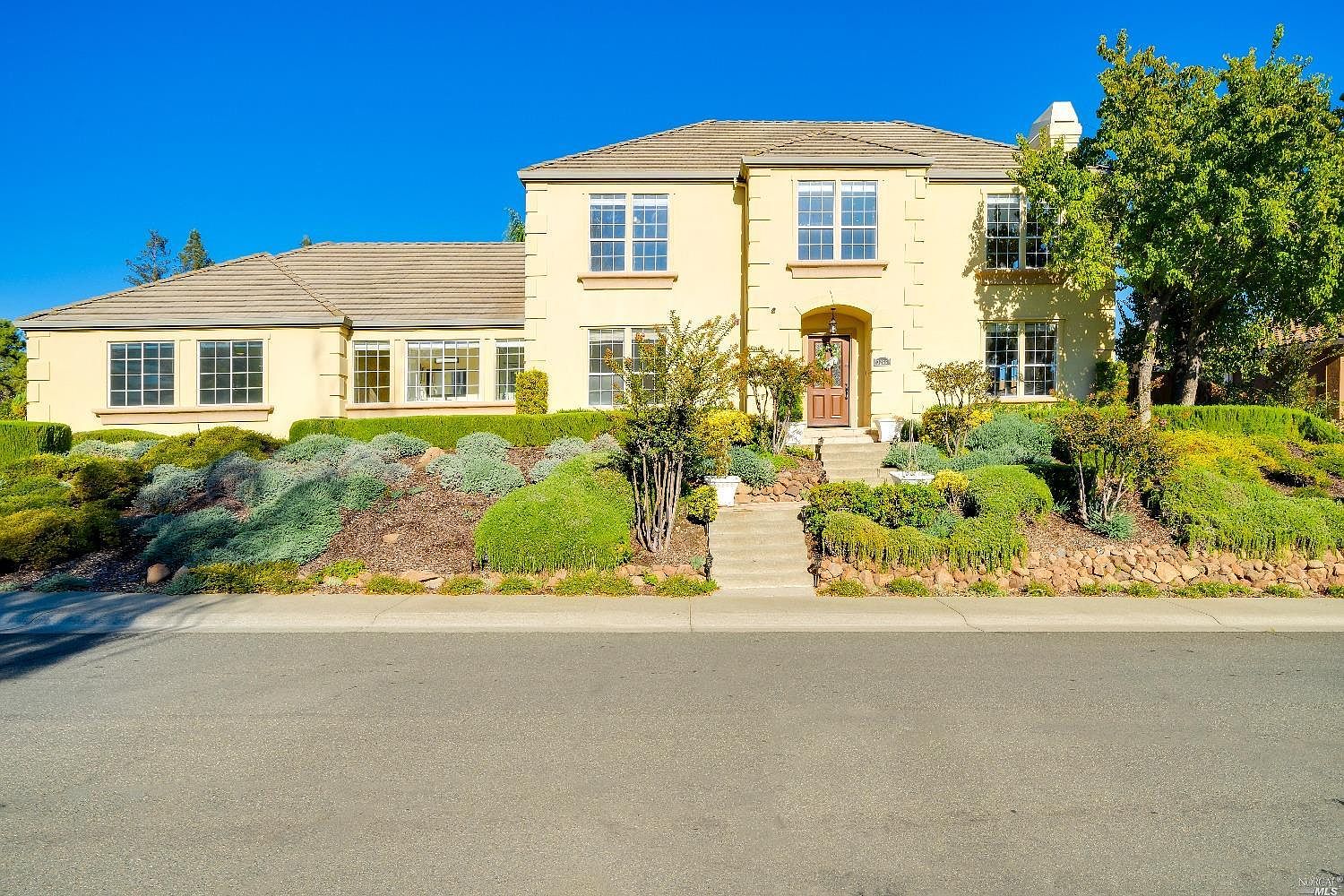3266 Congressional Cir, Fairfield, CA 94534 | Zillow