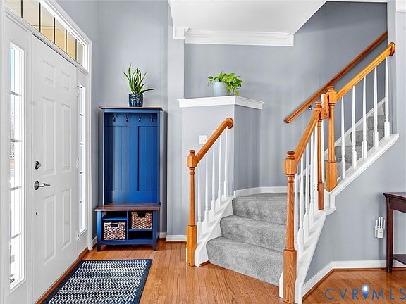 5th image of 9400 Knightwood Ln
