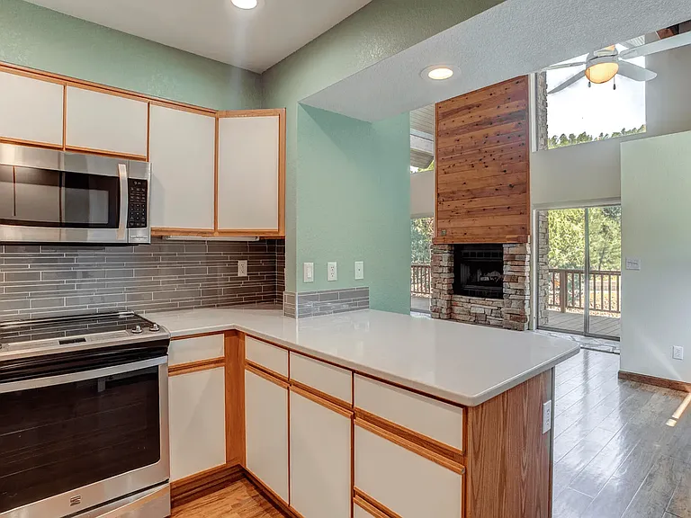 803 W Saint Moritz Dr — Photo 7