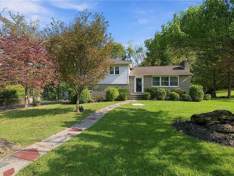 1st image of 210 Jonathan Dr