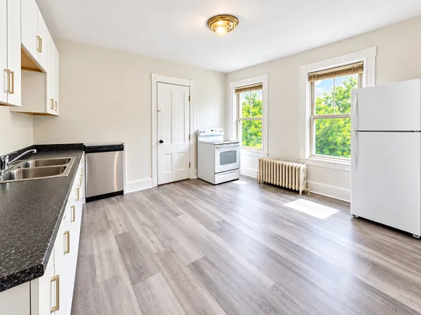 7 Hope St Floor 1, Attleboro, MA 02703