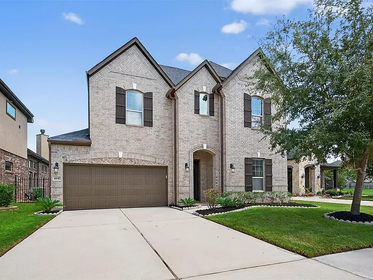 4947 Thunder Creek Ln — Photo 3