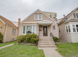 5950 W Eastwood Ave, Chicago, IL 60630
