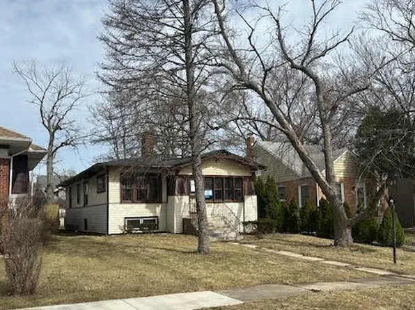353 W 16th Pl, Chicago Heights, IL 60411