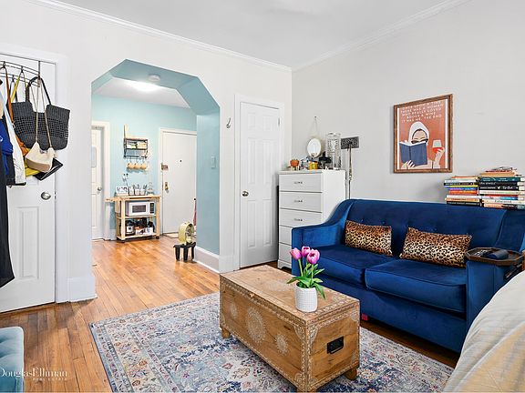 2nd image of 335 E 85th St APT 4C