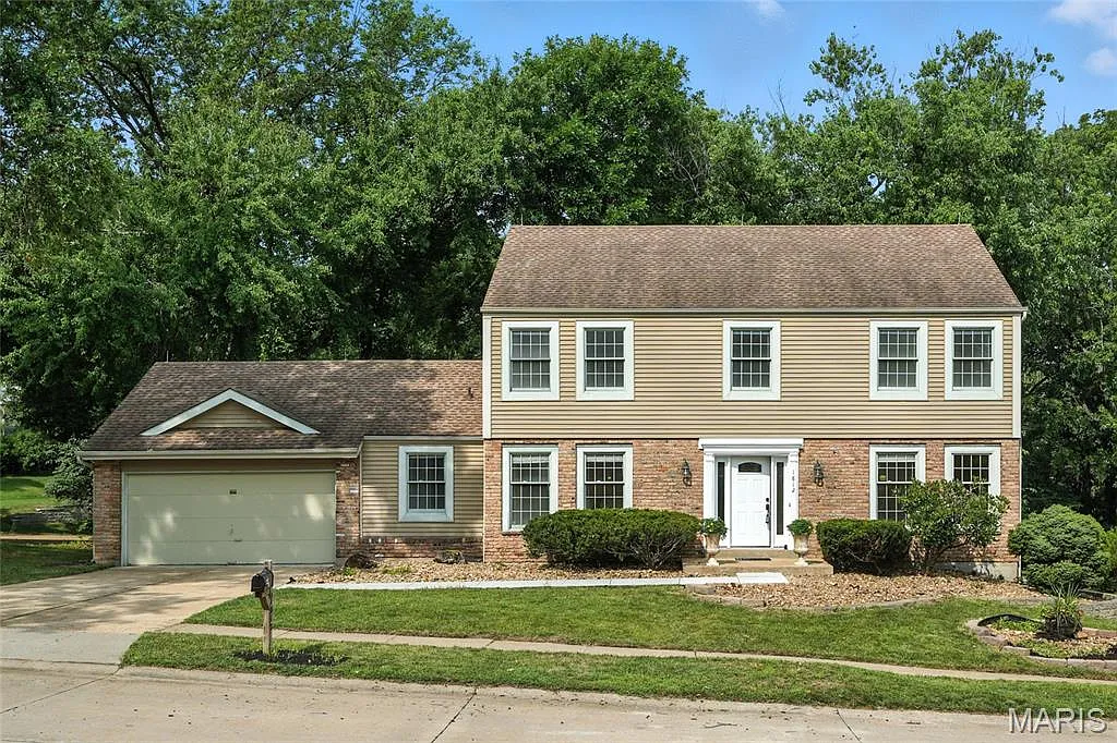 1812 Summer Lake Dr photo 1
