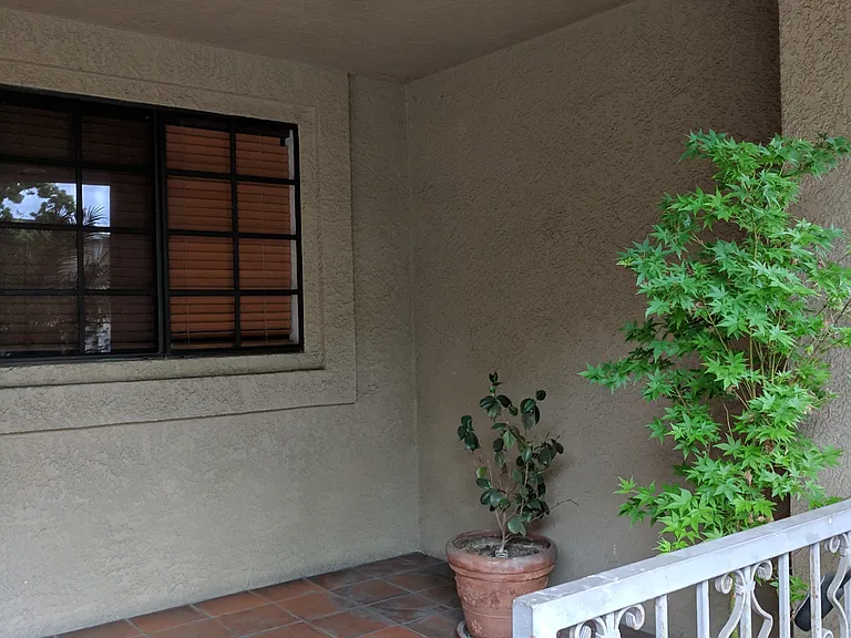 221 S Oak Knoll Ave — Photo 21