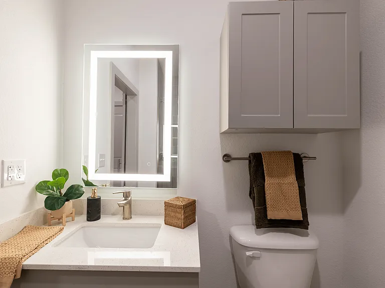 Arden Pines Luxury Apartments — Photo 26