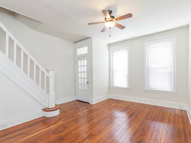 1631 S Lawrence St — Photo 15