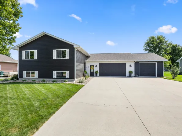 404 Jefferson Ave, Volga, SD 57071