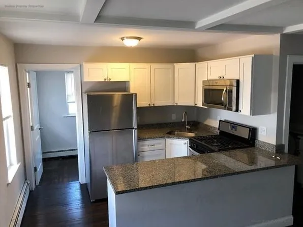 71 Safford St #5A, Quincy, MA 02170