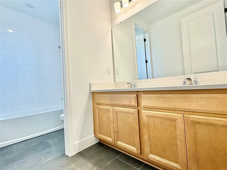 9726 Neruda St — Photo 41